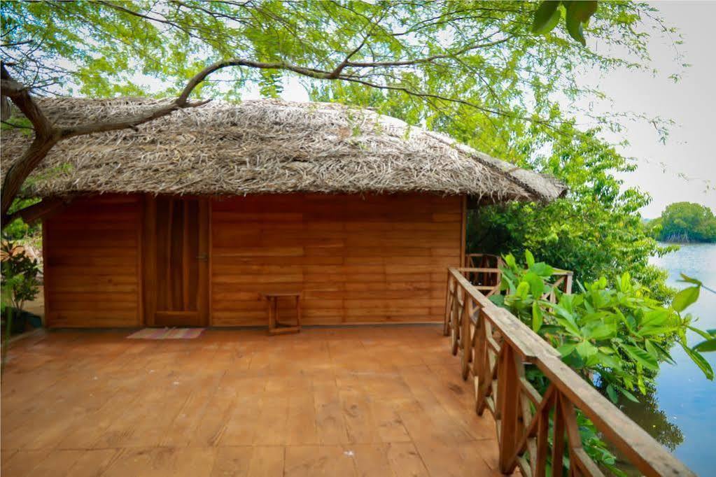 Harmony Beach Resort Tangalle Eksteriør bilde